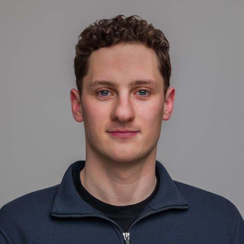 Portrait of Jacob Fortinsky, co-founder and CEO of Novig